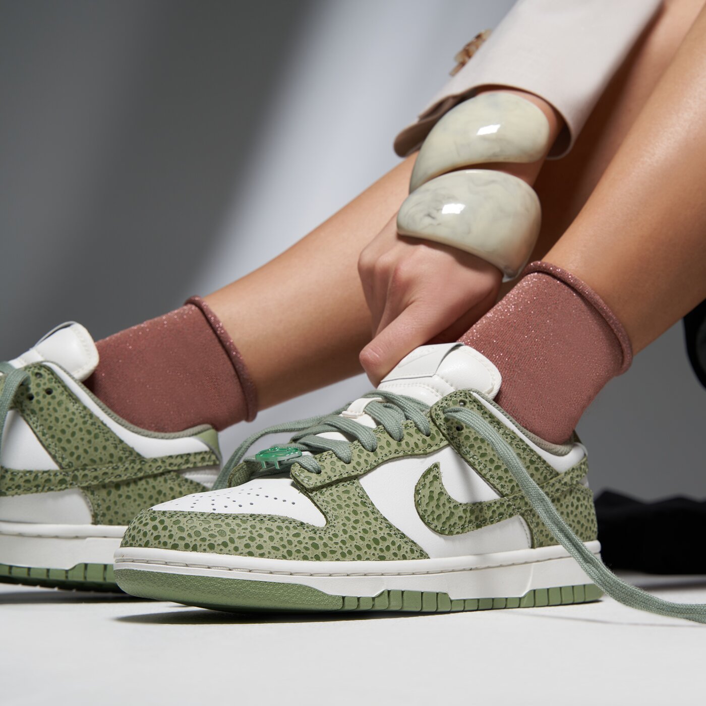 Дамски маратонки NIKE W DUNK LOW PRM fv6516-300 цвят зелен