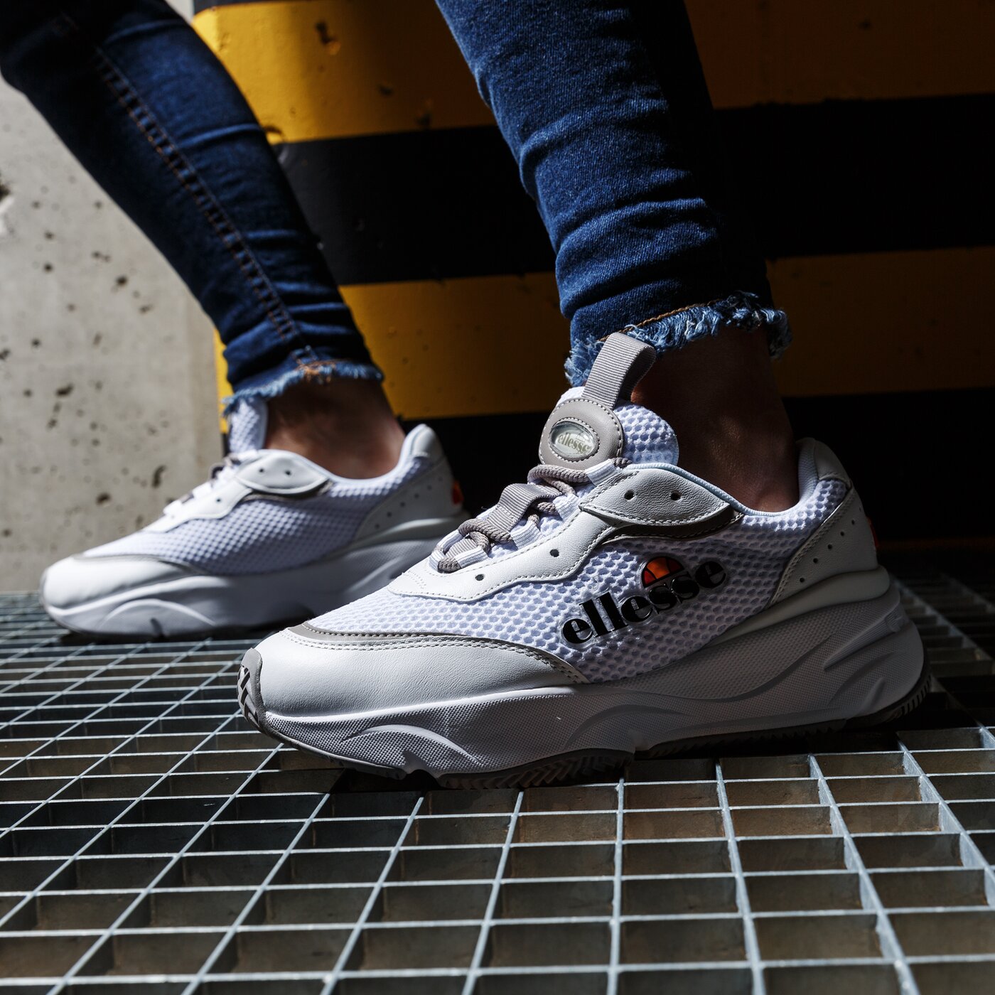 Дамски маратонки ELLESSE MASSELLO 610410 цвят бял