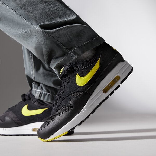 Мъжки маратонки NIKE AIR MAX 1 fz5808-005 цвят бял