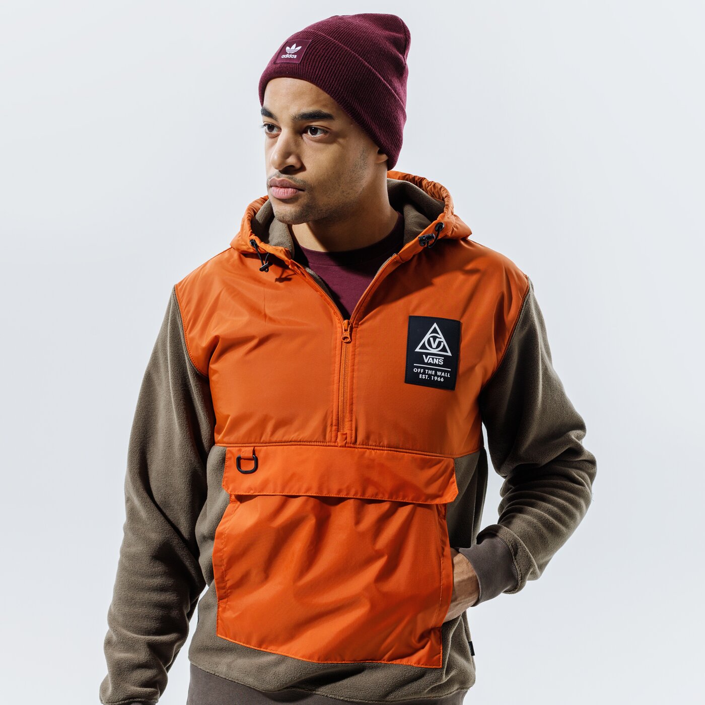 Мъжки суичър VANS СУИТЧЪР С КАЧУЛКА 66 SUPPLY ПОЛАР FLEECE CANTEEN GOLD F vn0a4rzpzmu1 цвят каки