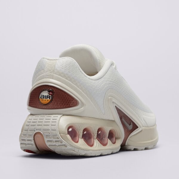 Дамски маратонки NIKE W AIR MAX DN TECH ih0284-100 цвят бежов