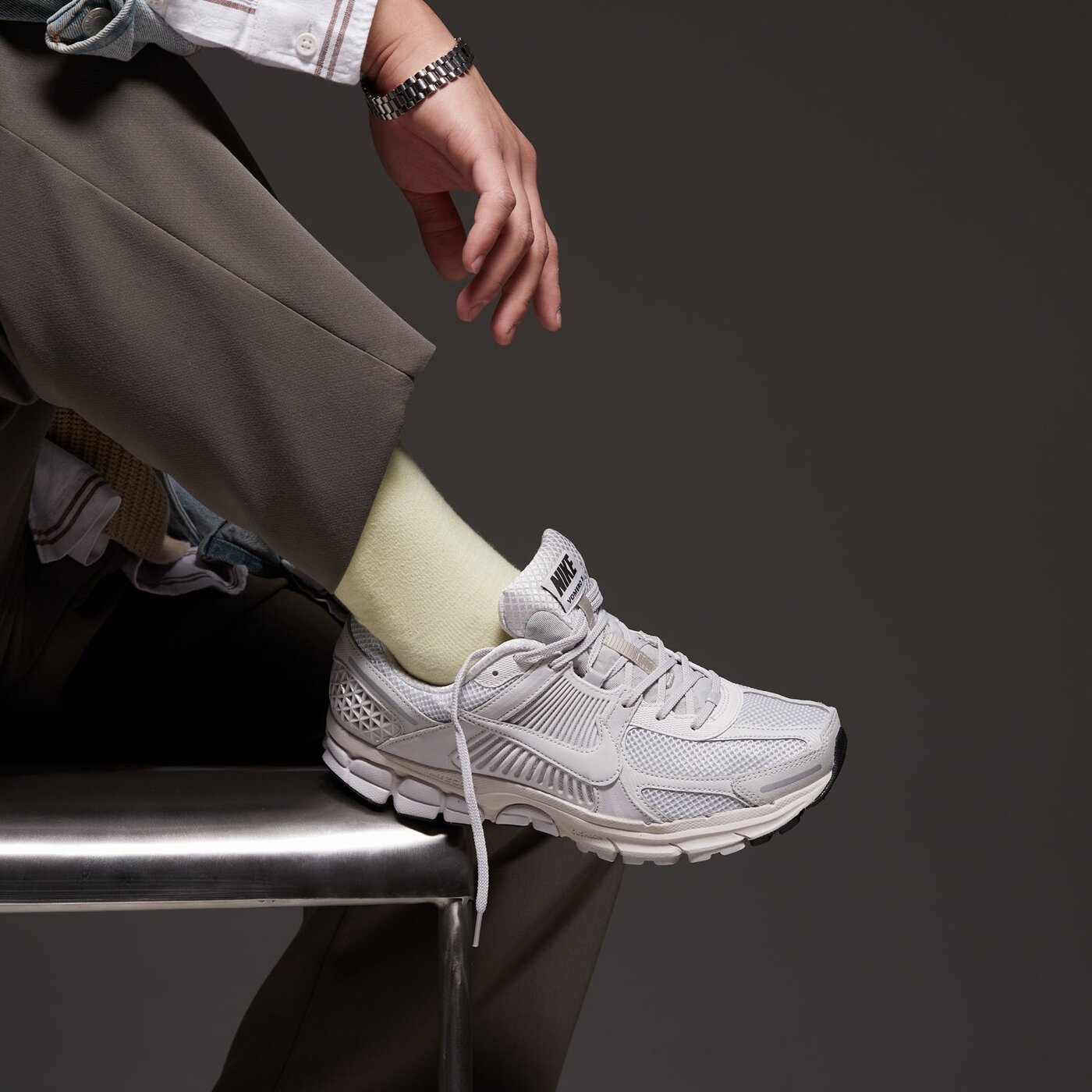 Мъжки маратонки NIKE ZOOM VOMERO 5 bv1358-001 цвят сив