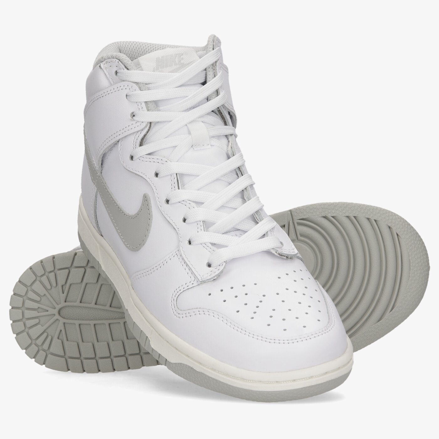 Дамски маратонки NIKE DUNK HIGH dd1869-111 цвят бял