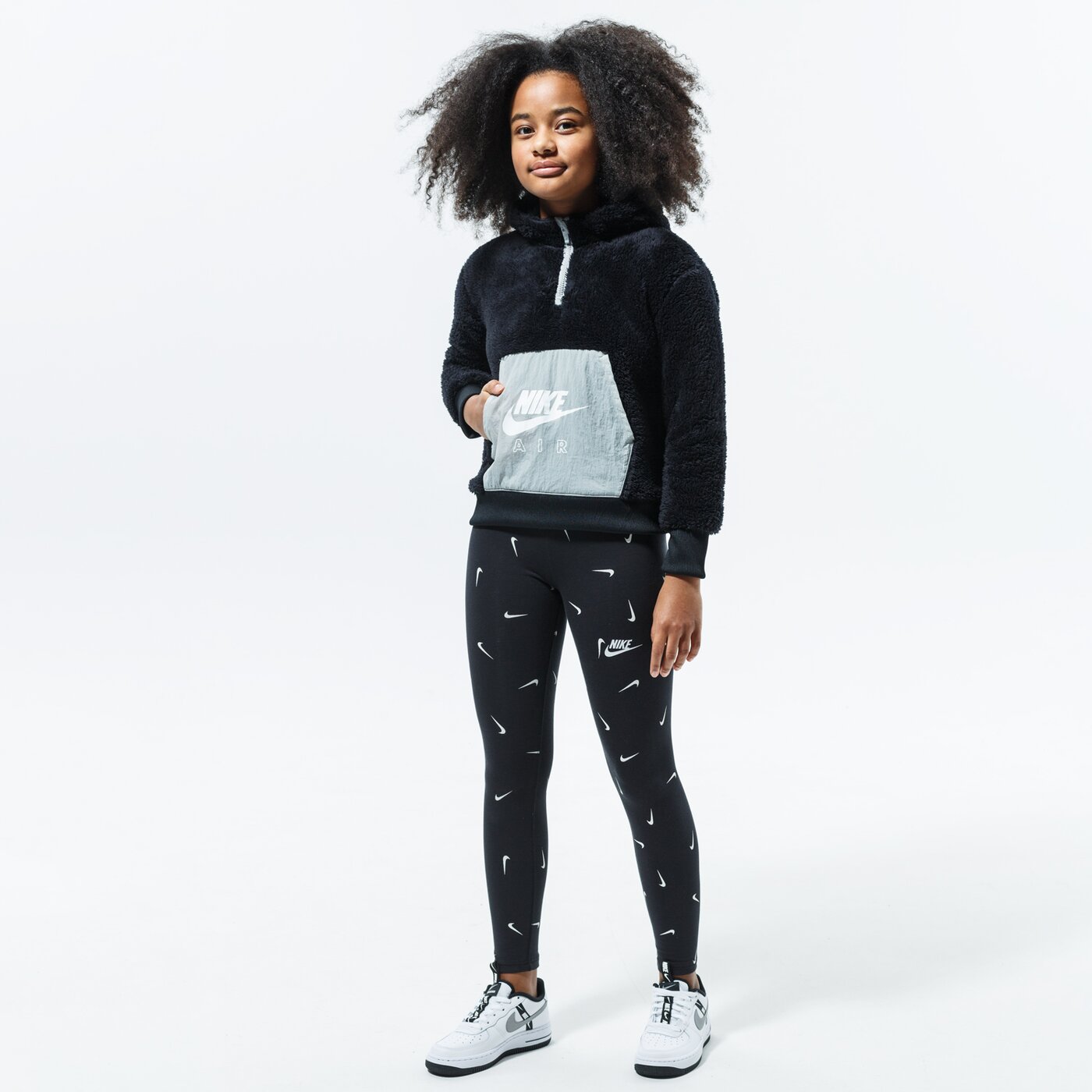 Детски суичър NIKE ПОЛАР AIR cu8550-010 цвят черен