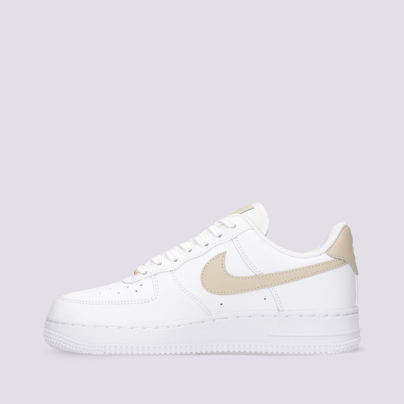 Дамски маратонки NIKE AIR FORCE 1 '07 ESSENTIAL cz0270-105 цвят бял