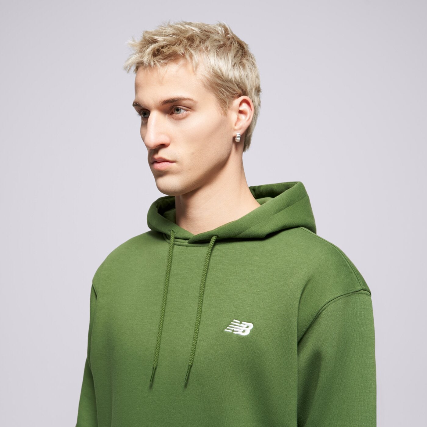 Мъжки суичър NEW BALANCE СУИТЧЪР С КАЧУЛКА SPORT ESSENTIALS FLEECE HOODIE mt41511dae цвят зелен