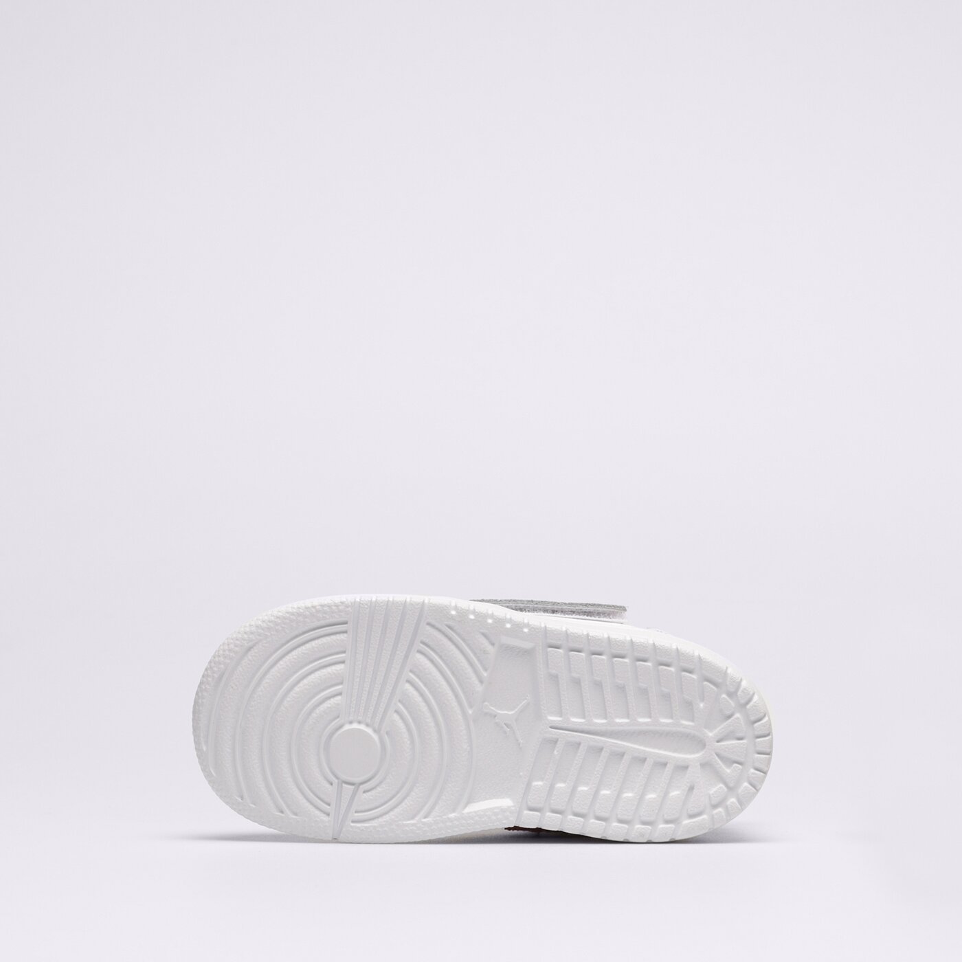 Детски маратонки SKY JORDAN 1  bq7196-103 цвят бял