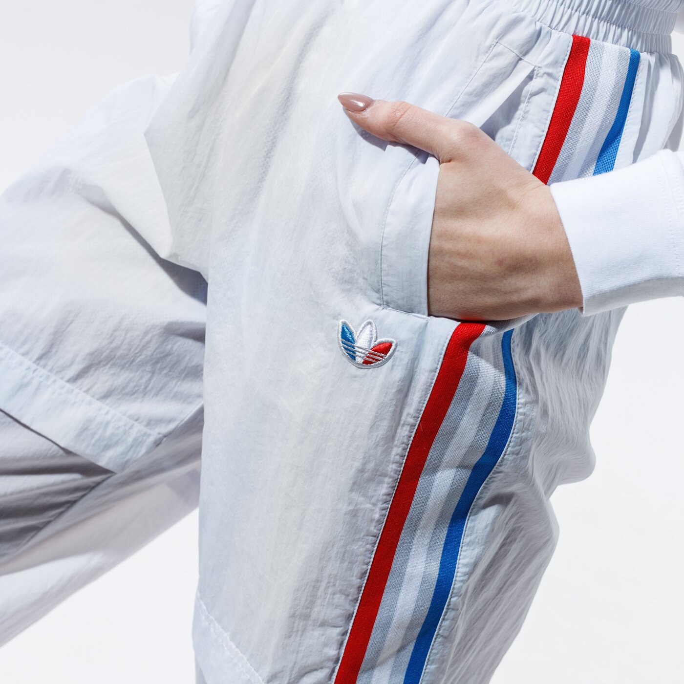 Дамски панталони ADIDAS ПАНТАЛОНИ JAPONA TP gt8467 цвят бял