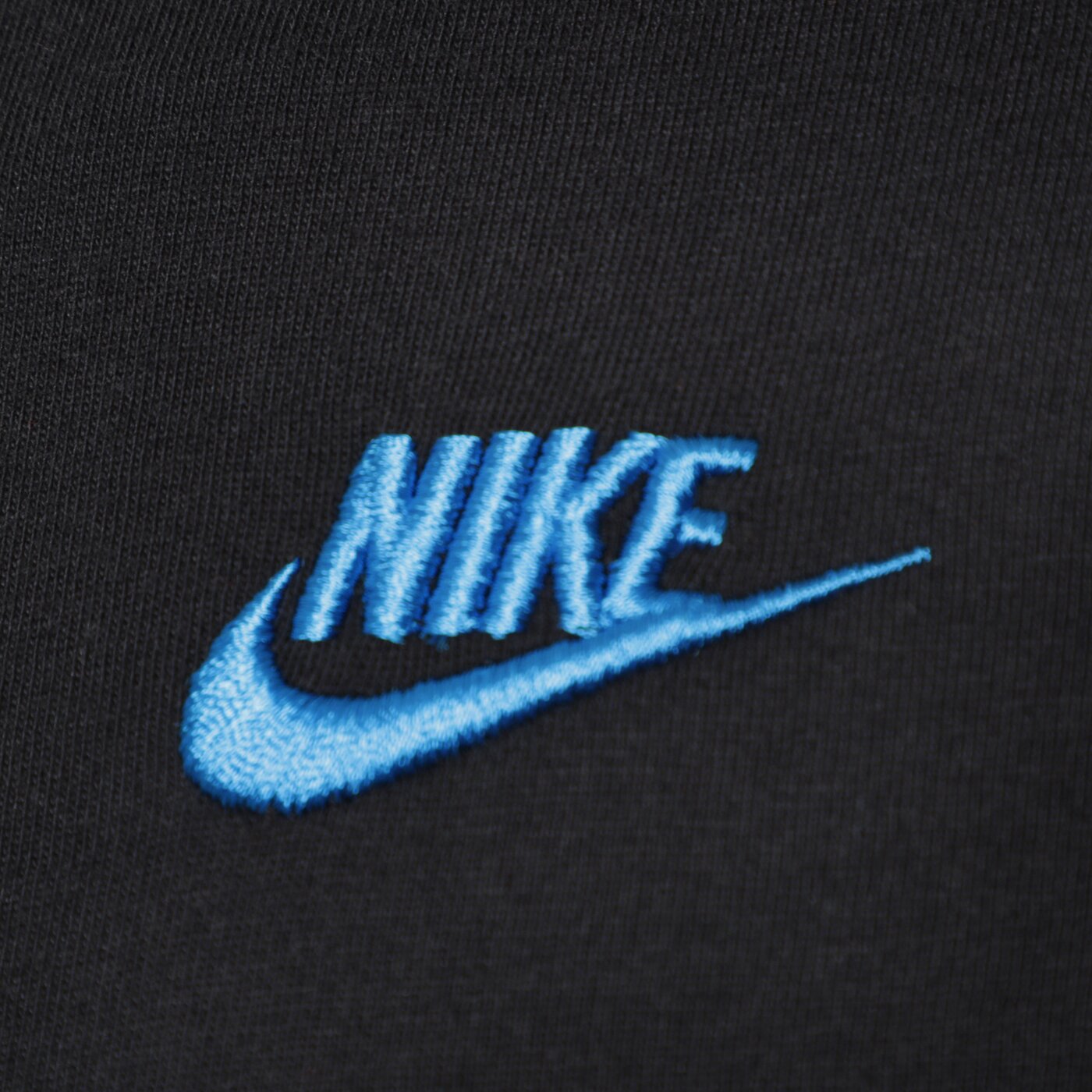 Мъжка тениска NIKE ТЕНИСКА CORE TEE BLK/BLU TEE fd1184-010 цвят черен