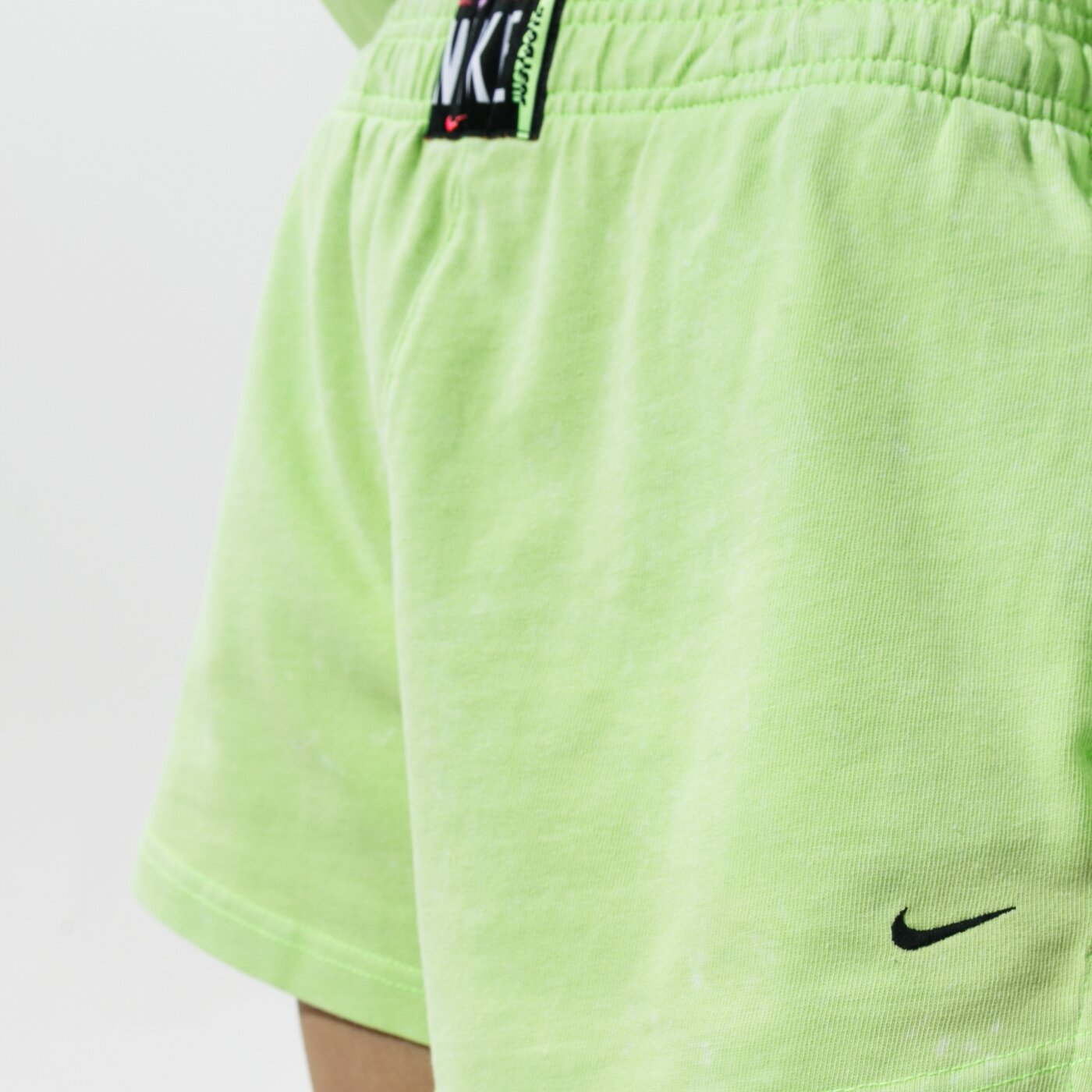Дамски къси панталони NIKE ШОРТИ W NSW WASH SHORT HR cz9856-358 цвят жълт