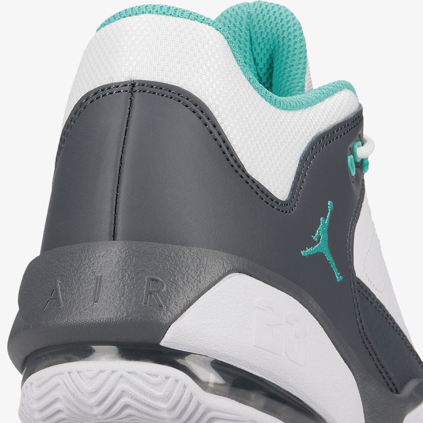 Детски маратонки JORDAN MAX AURA 3  da8021-113 цвят бял