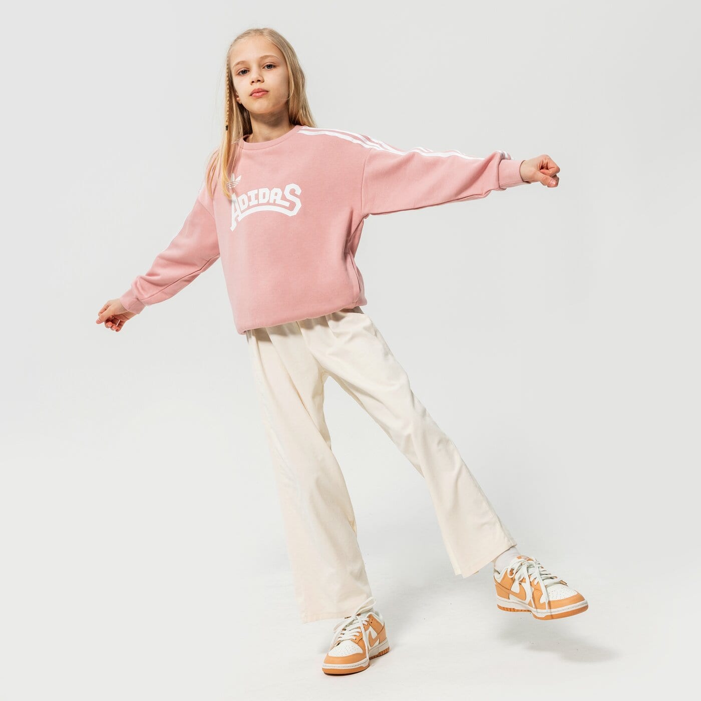 Детски суичър ADIDAS СУИТЧЪР CREW GIRL hc4559 цвят розов