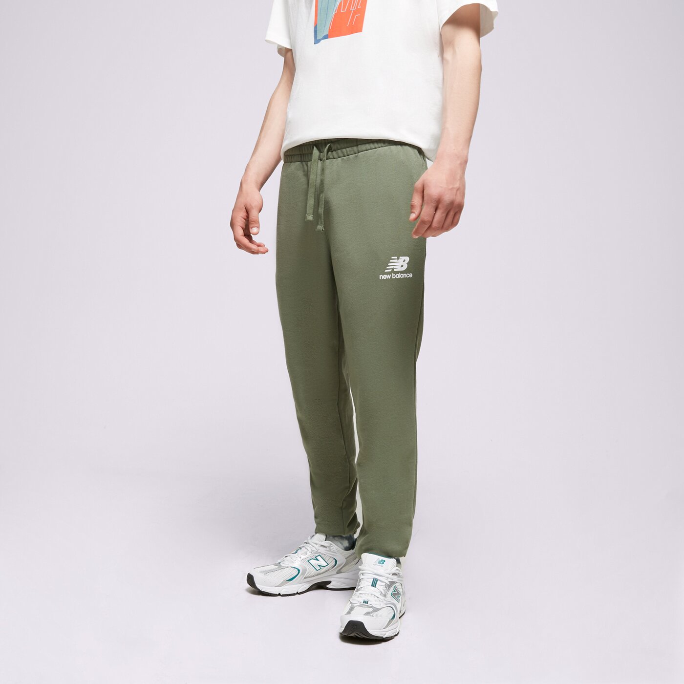 Мъжки панталони NEW BALANCE ПАНТАЛОНИ ESSENTIALS STACKED LOGO mp31539don цвят зелен