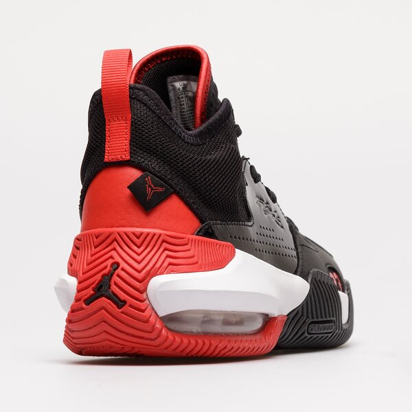 Детски маратонки JORDAN STAY LOYAL 2 BG  dq8398-016 цвят черен