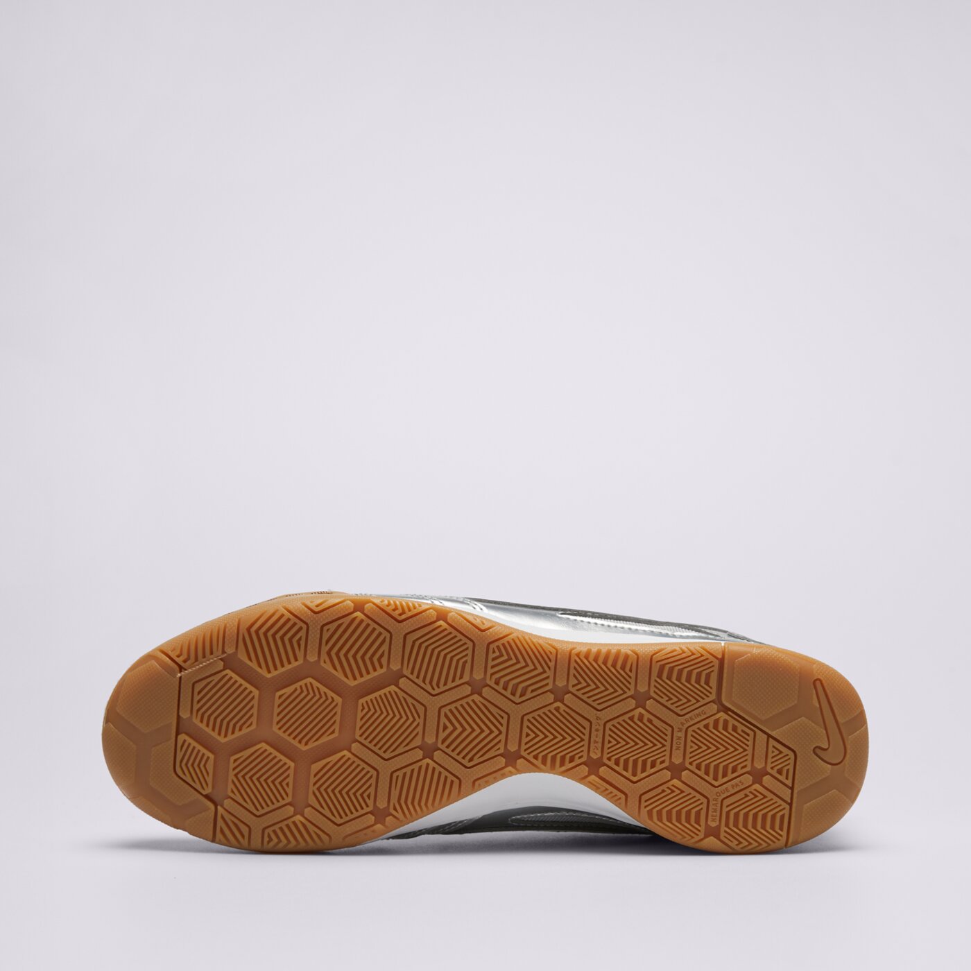 Детски маратонки NIKE GATO LV8 (GS) ii7084-001 цвят сребърен