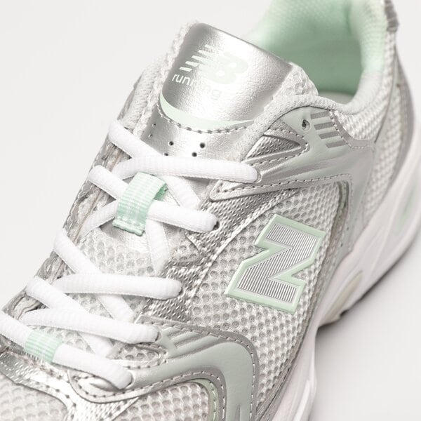 Дамски маратонки NEW BALANCE 530  mr530zel цвят сив