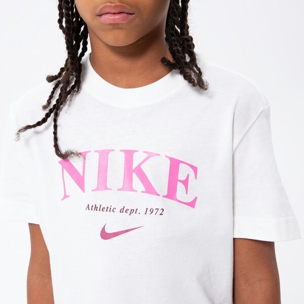 Детска тениска NIKE GIRLS' TREND BOYFRIEND ТЕНИСКА JUNIOR GIRL dv6137-133 цвят бежов