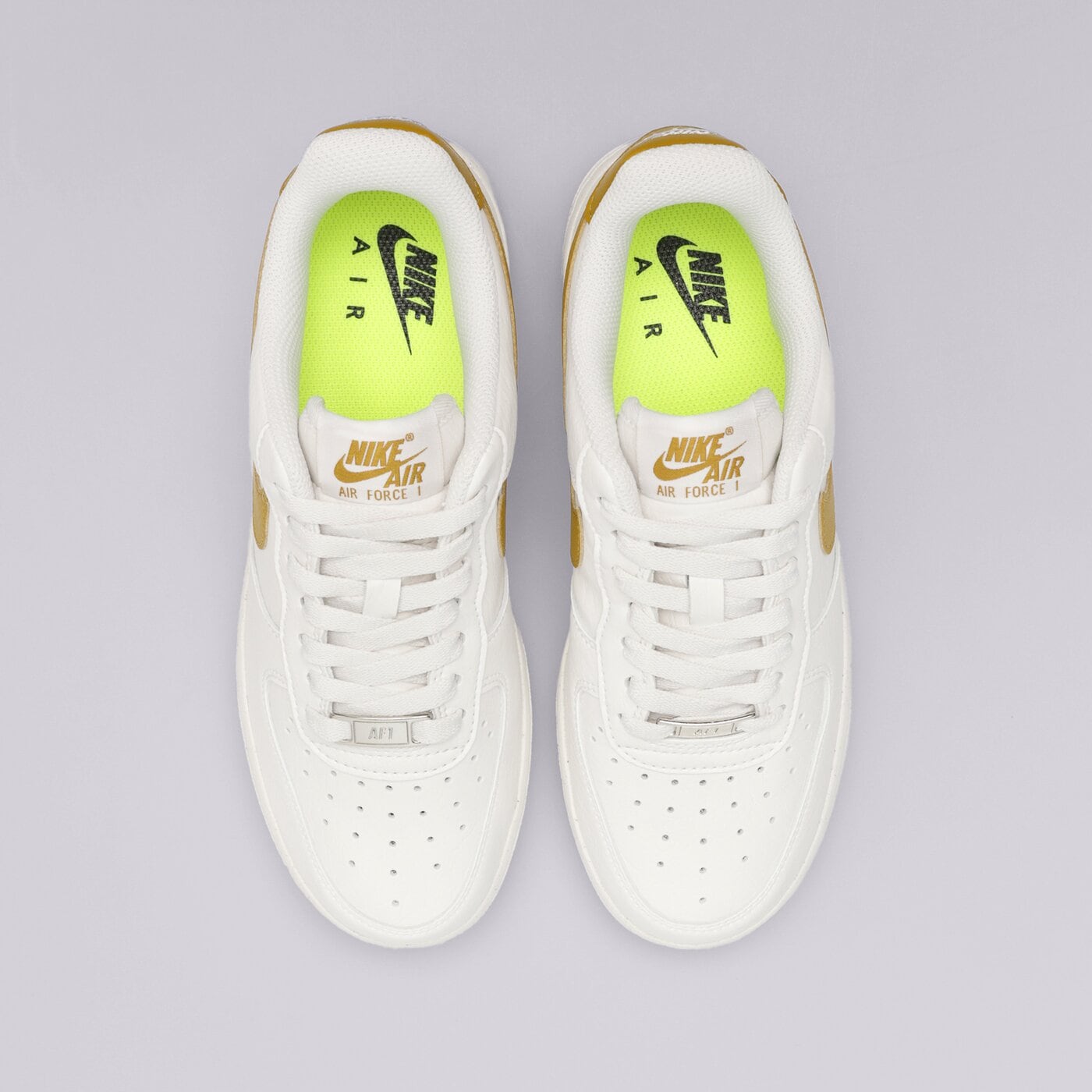 Дамски маратонки NIKE W AIR FORCE 1 '07 NEXT NATURE dv3808-101 цвят бял