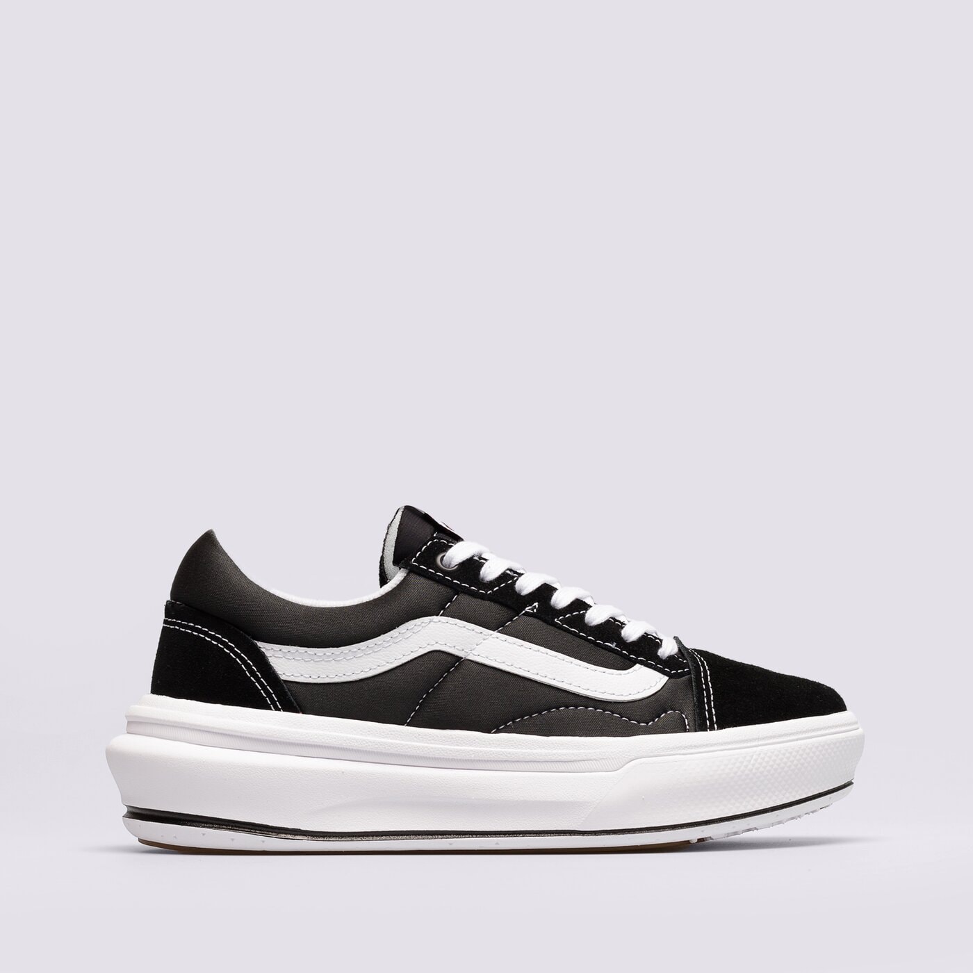 Дамски маратонки VANS UA OLD SKOOL OVERT CC vn0a7q5eba21 цвят черен