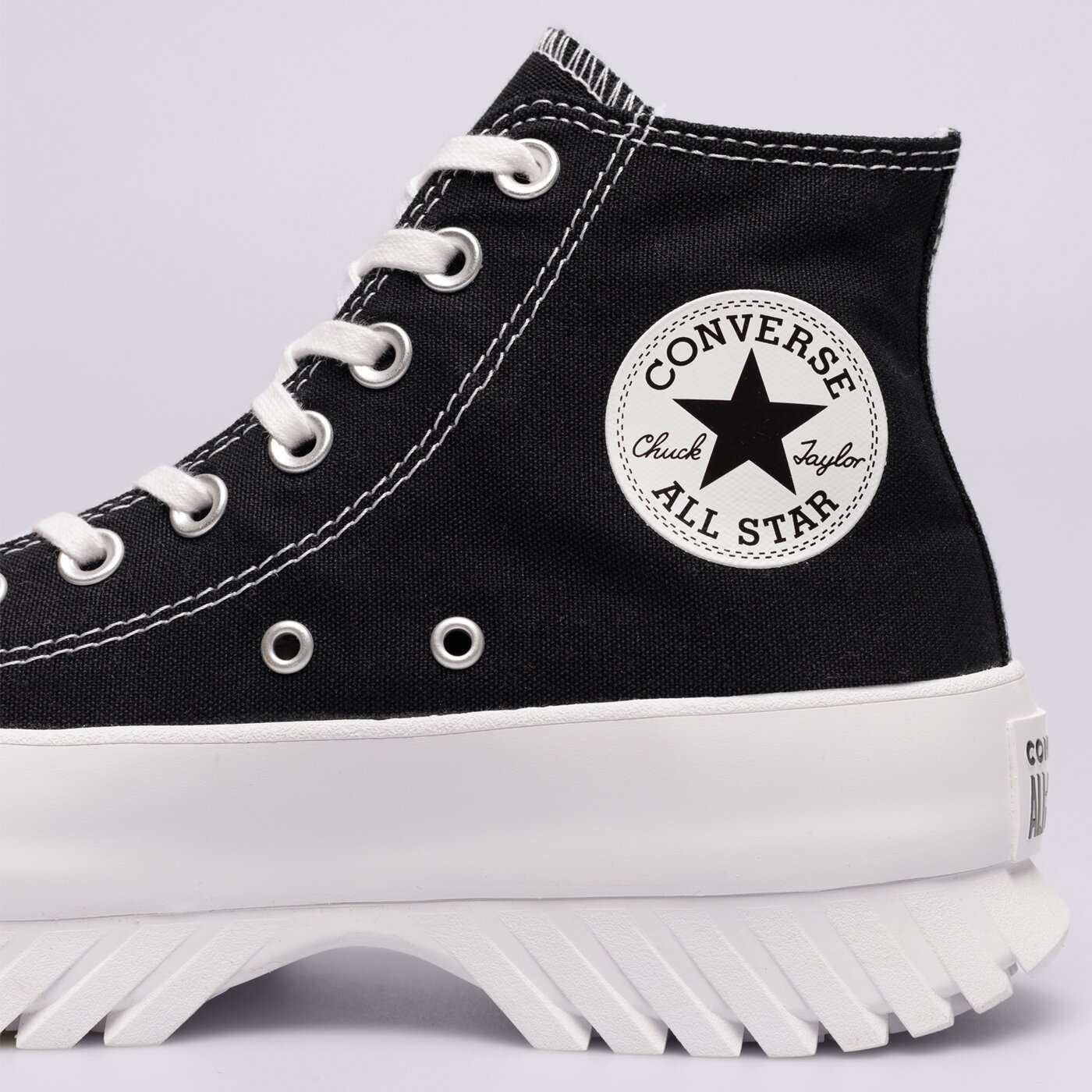 Дамски маратонки CONVERSE CHUCK TAYLOR ALL STAR LUGGED 2.0 a00870c цвят черен