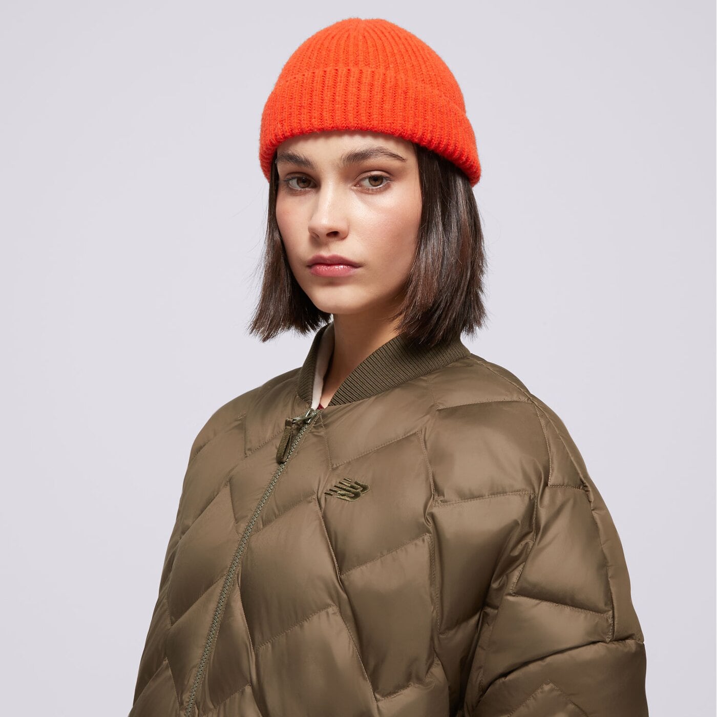 Дамско зимно яке NEW BALANCE ЯКЕ PINNACLE BOMBER FRENCH wj43503dmo цвят каки