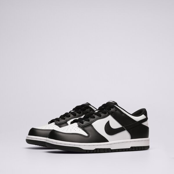 Детски маратонки NIKE DUNK LOW  cw1590-100 цвят черен