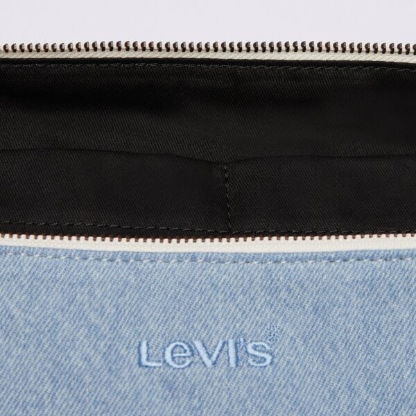 Дамска чанта за кръст LEVI'S ЧАНТА LFA LW BAGS HANDBAG LIGHT INDIGO 002h3-0001 цвят син