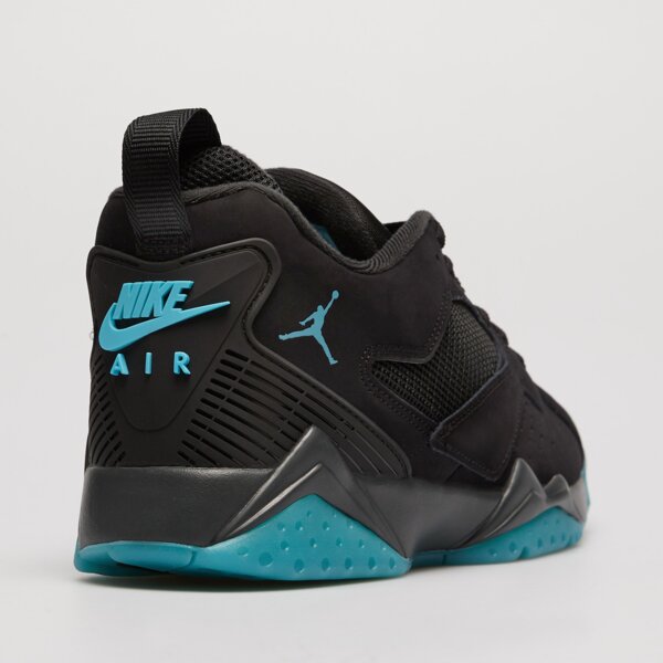 Мъжки маратонки JORDAN 7RM hq3950-004 цвят черен