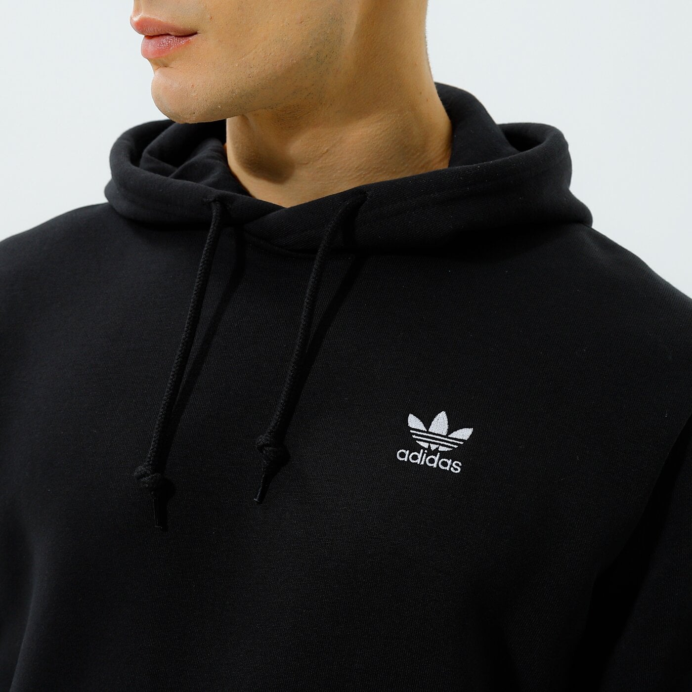 Мъжки суичър ADIDAS СУИТЧЪР С КАЧУЛКА TREFOIL ESSENTIAL HOODIE h34652 цвят черен