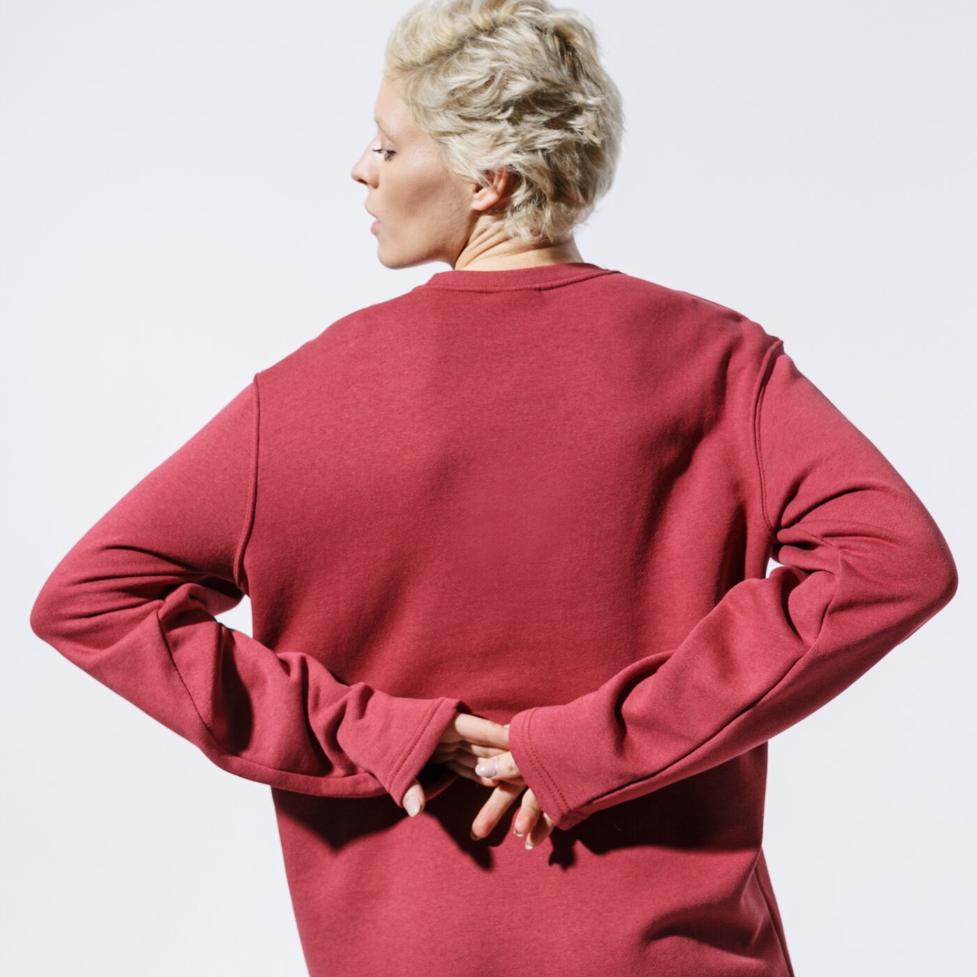 Дамски суичър NIKE СУИТЧЪР W NSW AIR CREW АНЦУГS BB FLC bv5134-661 цвят бордо