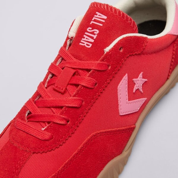 Дамски маратонки CONVERSE RUN STAR TRAINER a10371c цвят червен