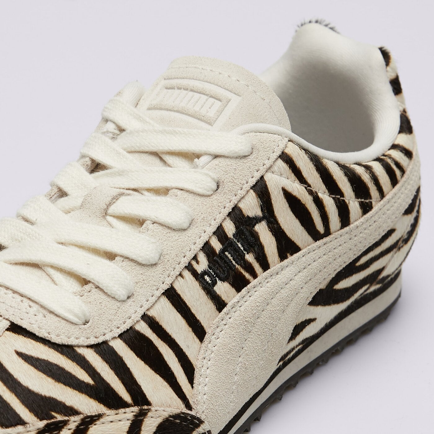 Дамски маратонки PUMA ARIZONA ZEBRA WNS 40439801 цвят кремав