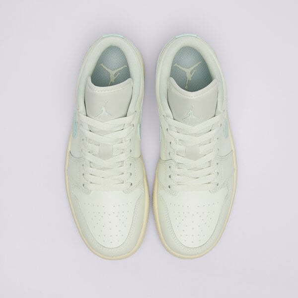 Дамски маратонки WMNS AIR JORDAN 1 LOW dc0774-134 цвят мента