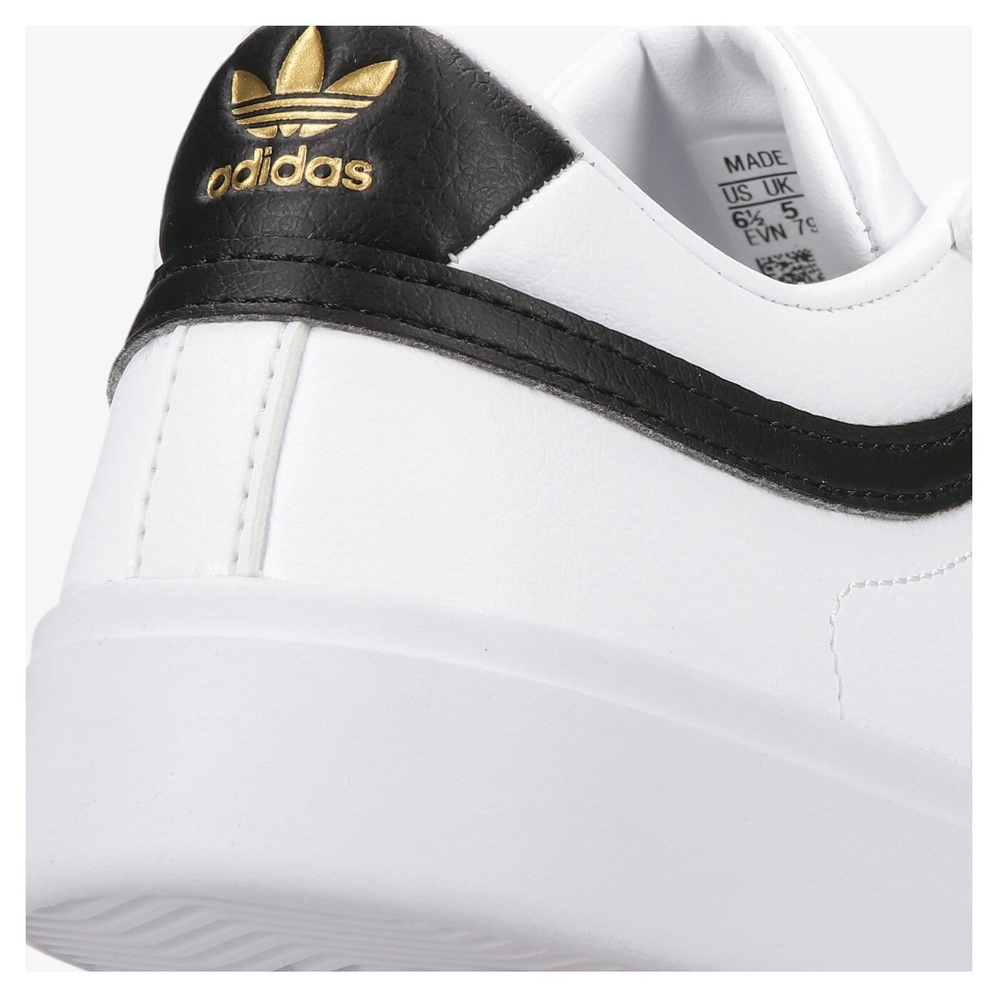 Дамски маратонки ADIDAS BRYONY W h04641 цвят бял