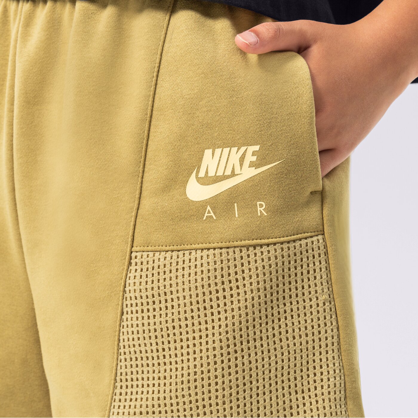 Дамски къси панталони NIKE ШОРТИ W NSW AIR FLC SHORT dm6470-769 цвят зелен