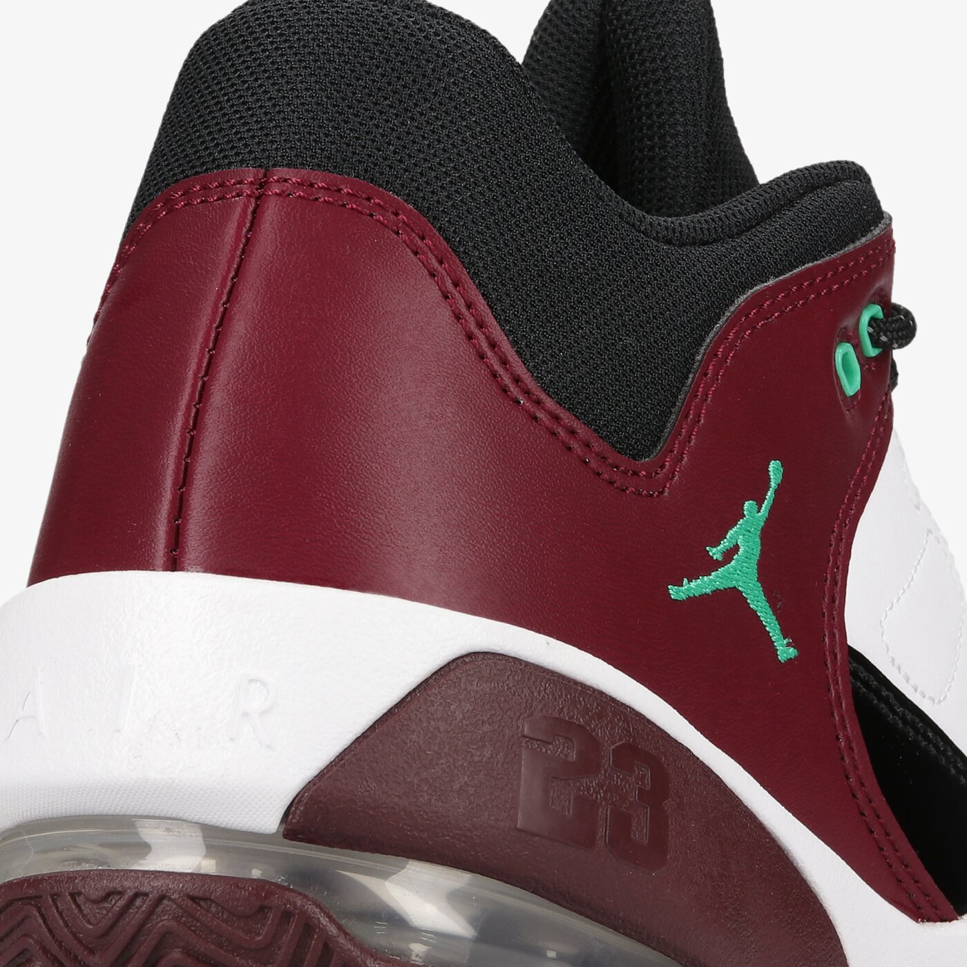 Детски маратонки JORDAN MAX AURA 3 (GS) do0025-035 цвят бял