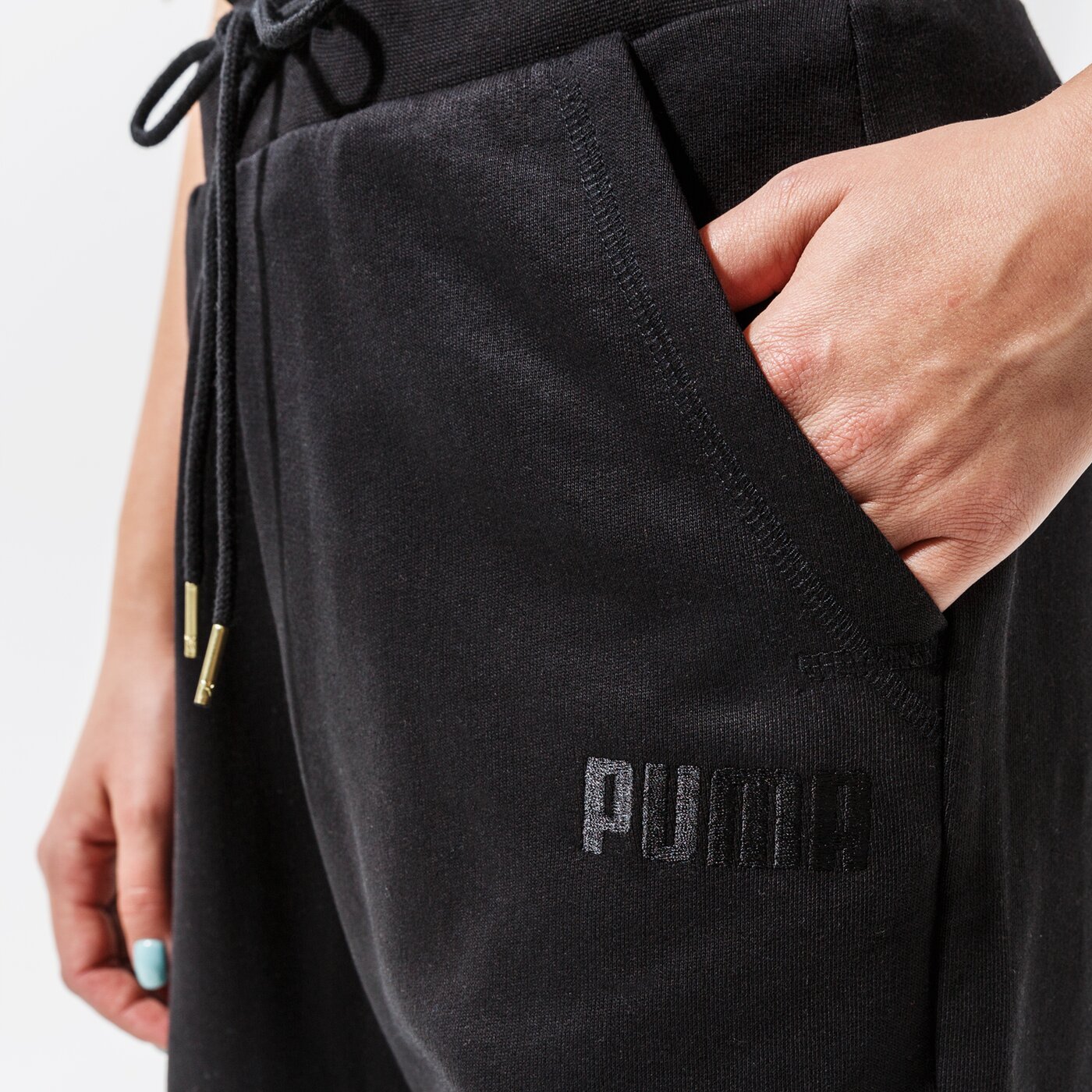 Дамски панталони PUMA ПАНТАЛОНИ HER HIGH WAIST PANTS TR CL - PUMA BLACK 58952801 цвят черен