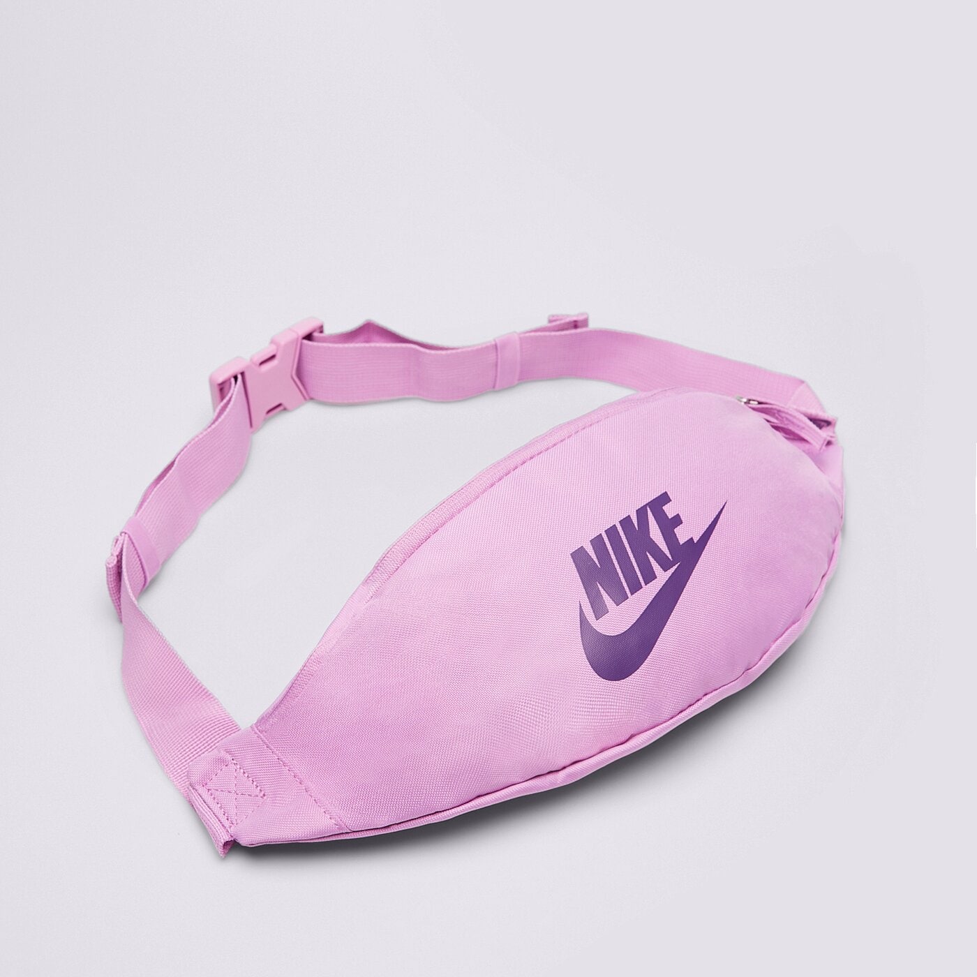 Дамска чанта за кръст NIKE ЧАНТА NK HERITAGE WAISTPACK  db0490-532 цвят виолетов