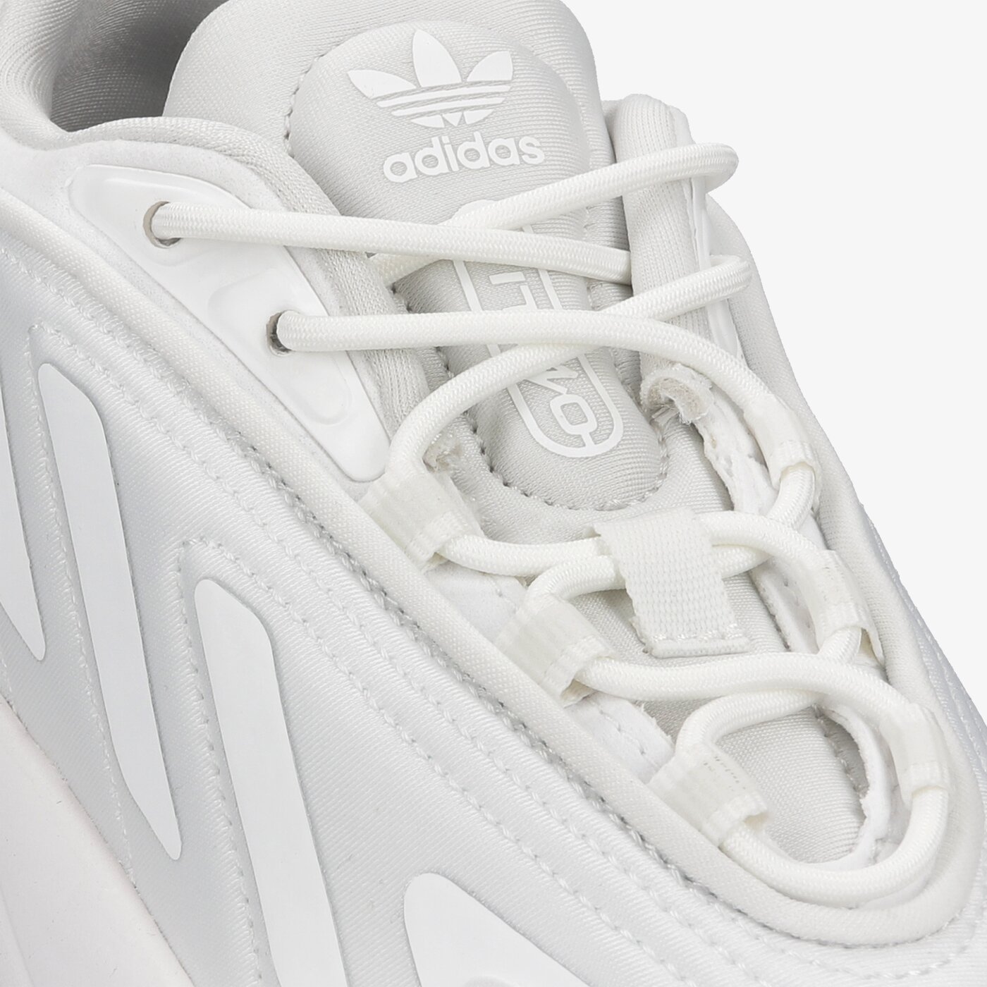 Детски маратонки ADIDAS OZELIA J h03132 цвят бял