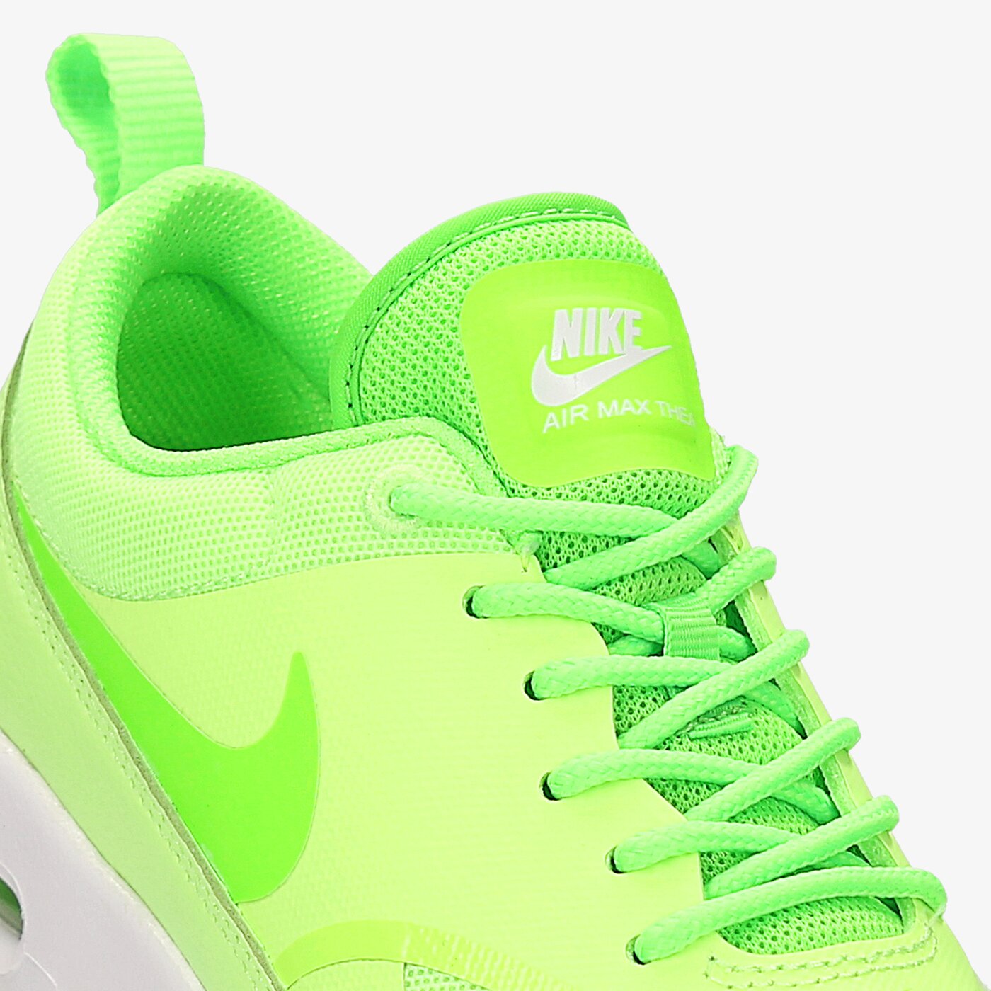 Дамски маратонки NIKE WMNS AIR MAX THEA  599409-306 цвят зелен