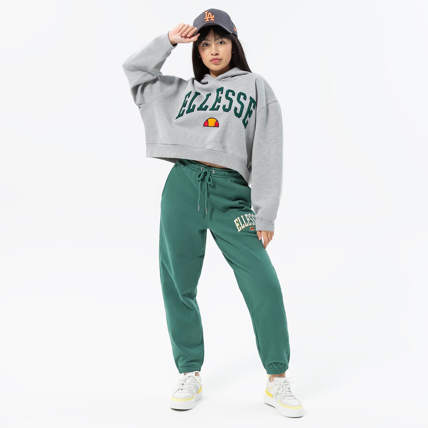 Дамски суичър ELLESSE СУИТЧЪР С КАЧУЛКА RAMO CROP HOODY GREY MRL sgp15918112 цвят сив