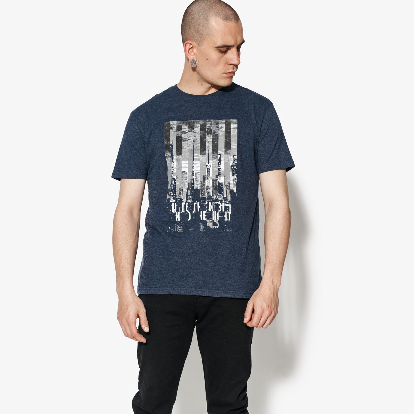 Мъжка тениска CONFRONT ТЕНИСКА SS DIVISIO cf18tsm77002 цвят тъмносин