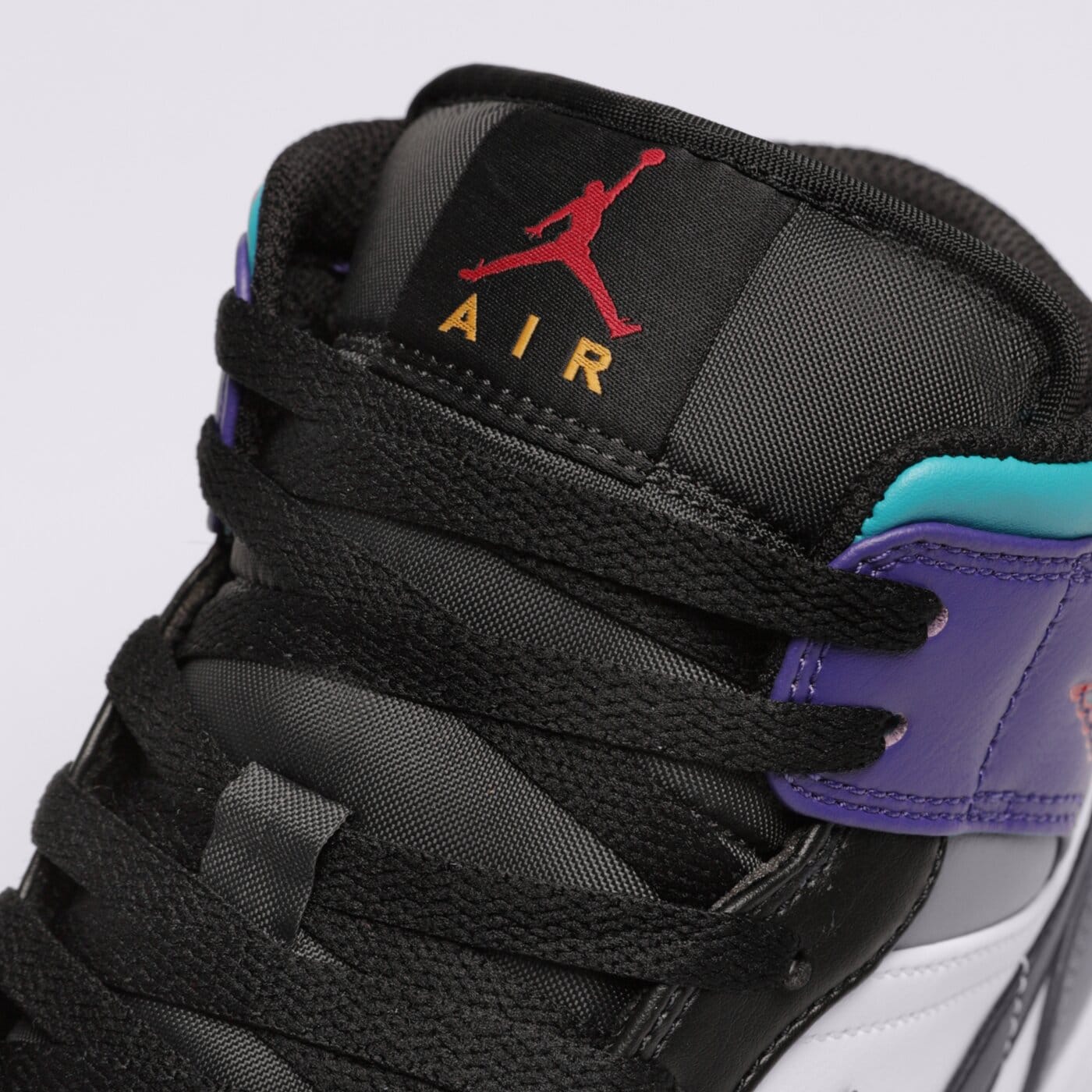 Мъжки маратонки AIR JORDAN 1 MID  dq8426-154 цвят бял