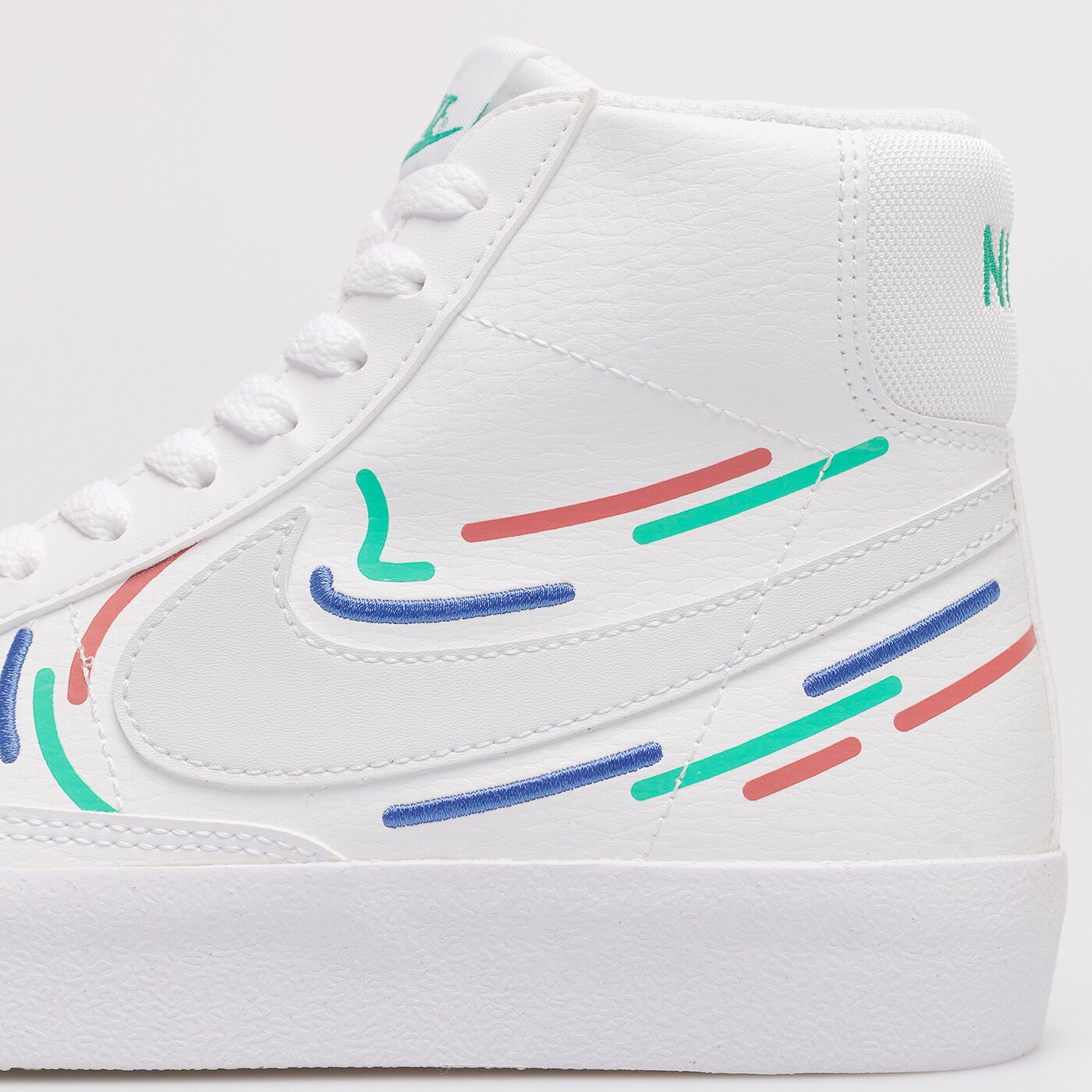 Детски маратонки NIKE BLAZER MID GS fb8023-100 цвят бял