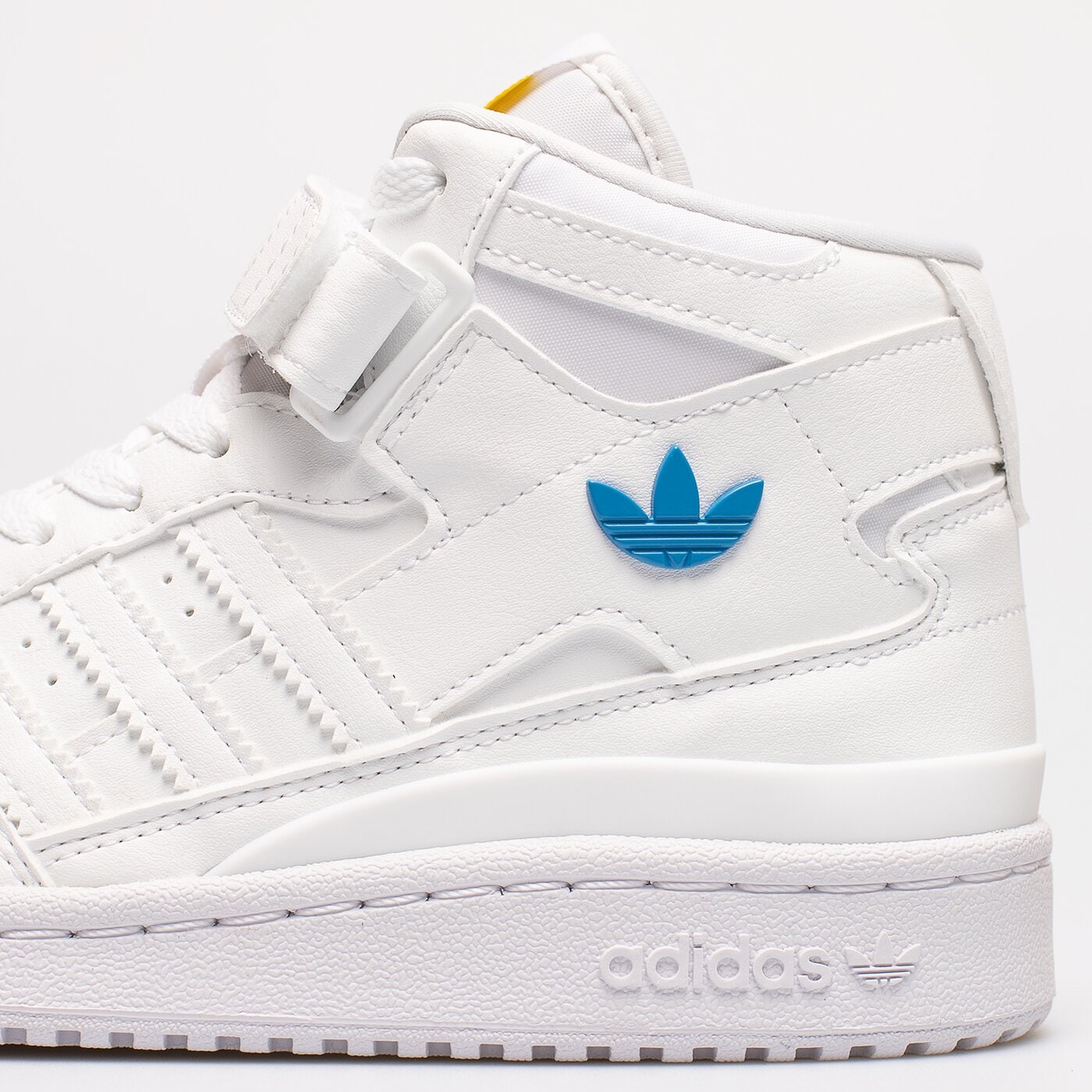 Детски маратонки ADIDAS FORUM MID J gy9235 цвят бял