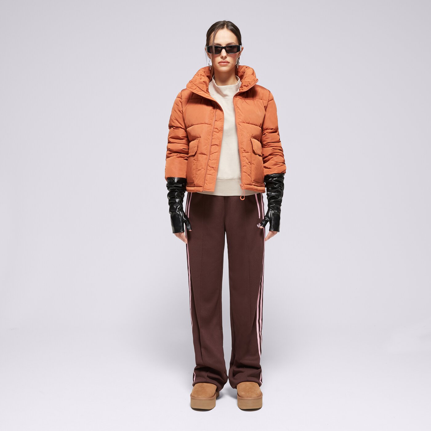 Дамски панталони ADIDAS ПАНТАЛОНИ MONTREAL TP jl9631 цвят кафяв