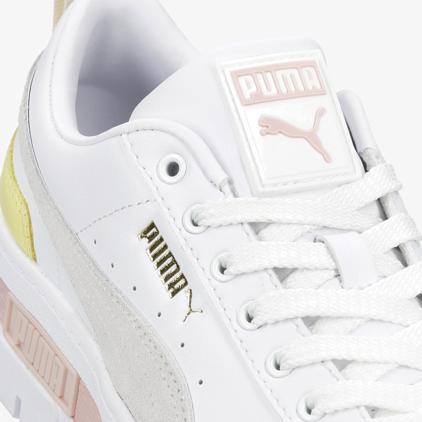 Дамски маратонки PUMA MAYZE LTH WN'S 38198303 цвят бял