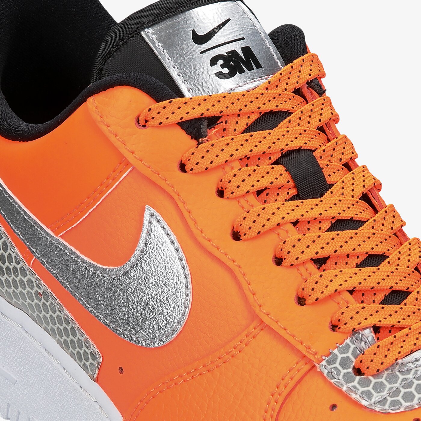 Мъжки маратонки NIKE AIR FORCE 1 '07 LV8 ct2299-800 цвят оранжев