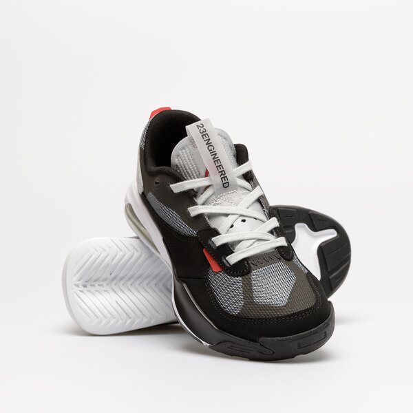 Детски маратонки JORDAN AIR 200E (GS) dm9677-060 цвят черен