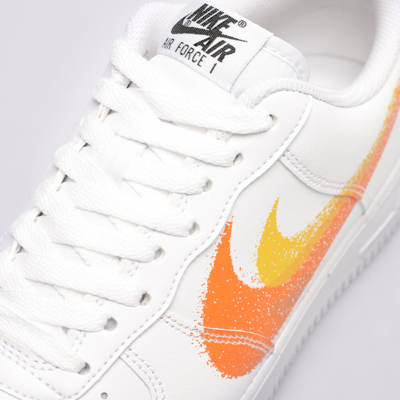 Мъжки маратонки NIKE AIR FORCE 1 '07  fj4228-100 цвят бял